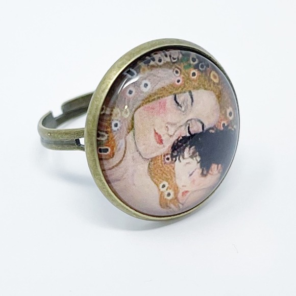 Whiskey Kiss Jewelry - Mother and Child Wearable Art Ring